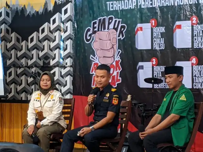 Sosialisasi Gempur Rokok Ilegal